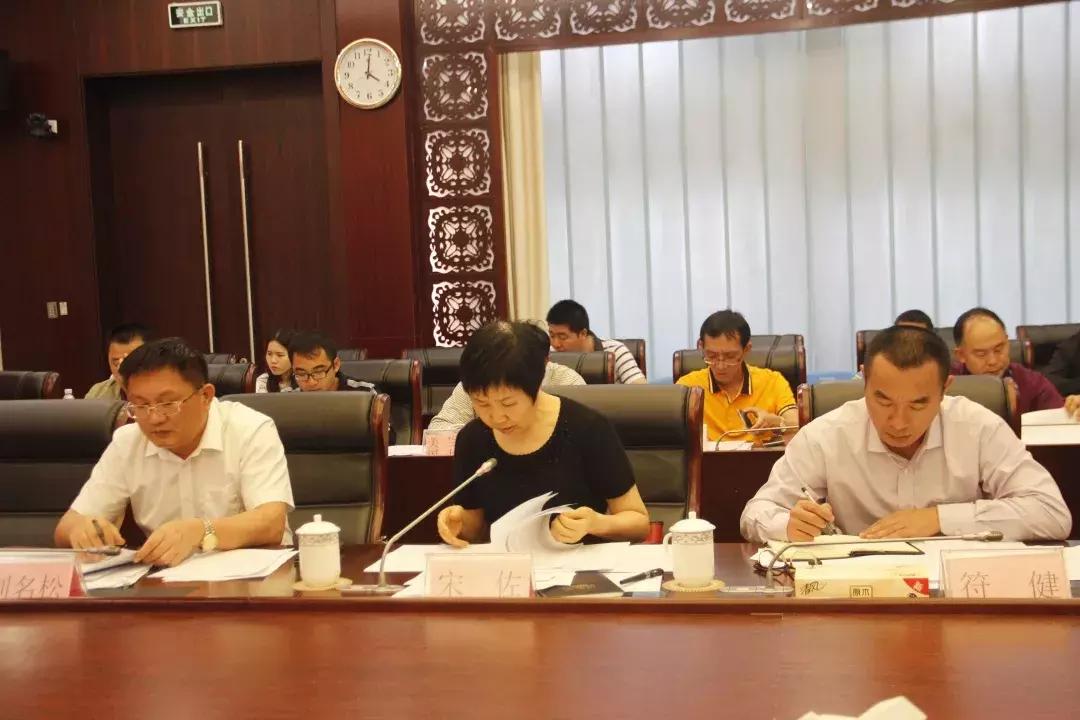 八面玲珑金光瑶,左右逢源紫气丹指什么生肖的全面释义、解释与落实、科学解答解释落实